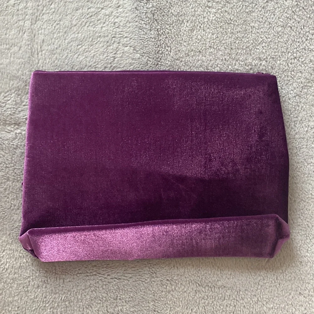 5/$25 🎆 NEW Ulta Beauty Purple Velvet Bow Makeup Bag